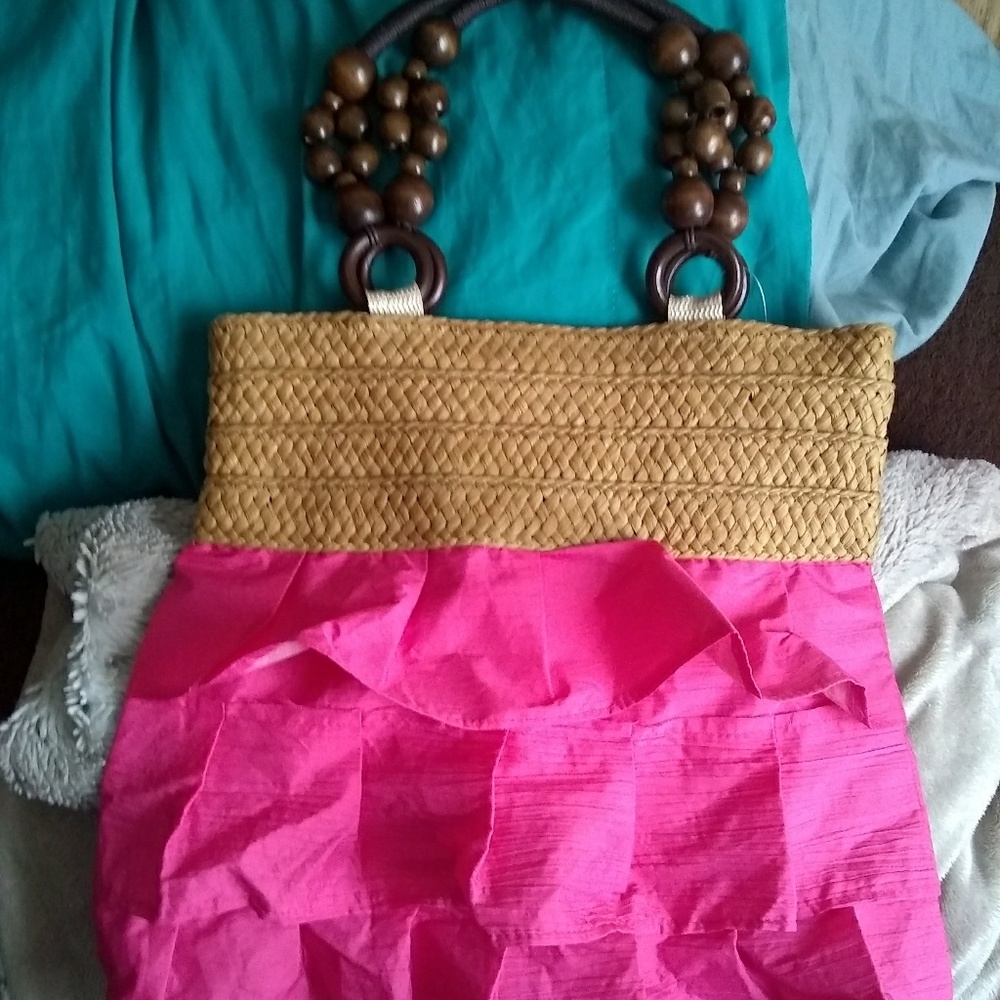 Pink Ruffle Bag - Picture 2 of 3
